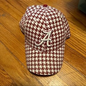 Nike Alabama Crimson Tide Houndstooth Baseball Cap OSFA